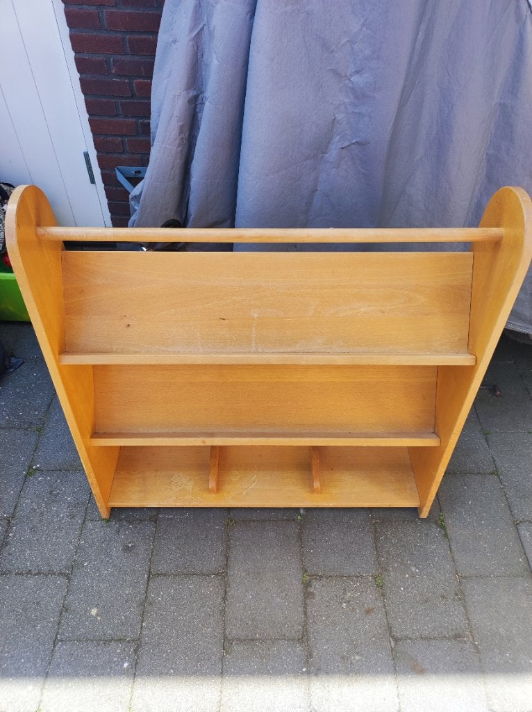 vintage houten (kinder)boekenrek, Ophalen