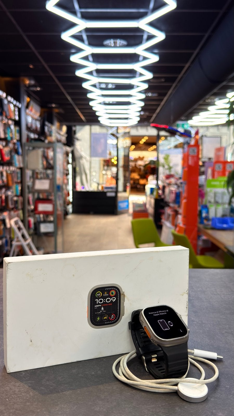 Apple Watch Ultra 2 49MM GPS + LTE, Zwart, IOS, Ophalen of Verzenden, Zo goed als nieuw
