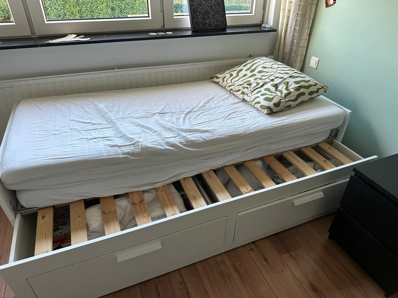 IKEA Hemnes bedbank met 2 lades en uitschuifbaar bed, Ophalen, Eenpersoons, Wit, 80 cm