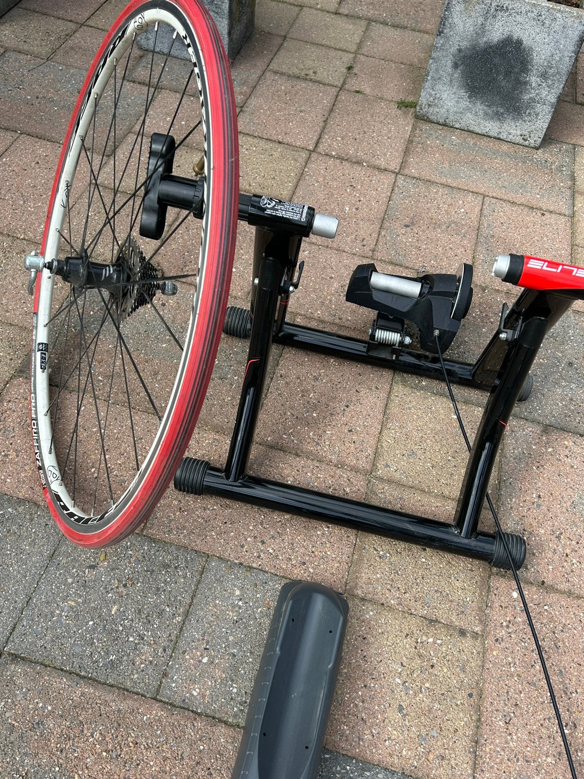 Elite Volare Hometrainer - Indoor Fietsen, Ophalen, Gebruikt, Metaal, Benen