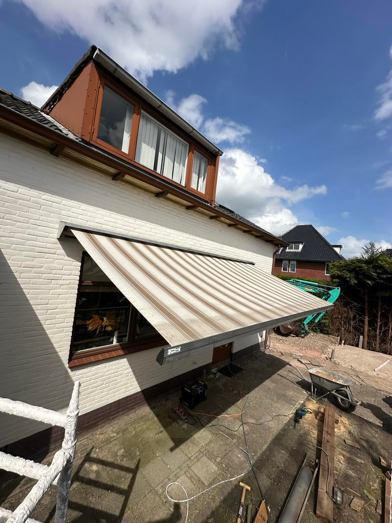 Knikarmscherm 500cm lang, Tuin en Terras, Zonneschermen, Ophalen, Gebruikt, 450 cm of meer, 150 tot 300 cm