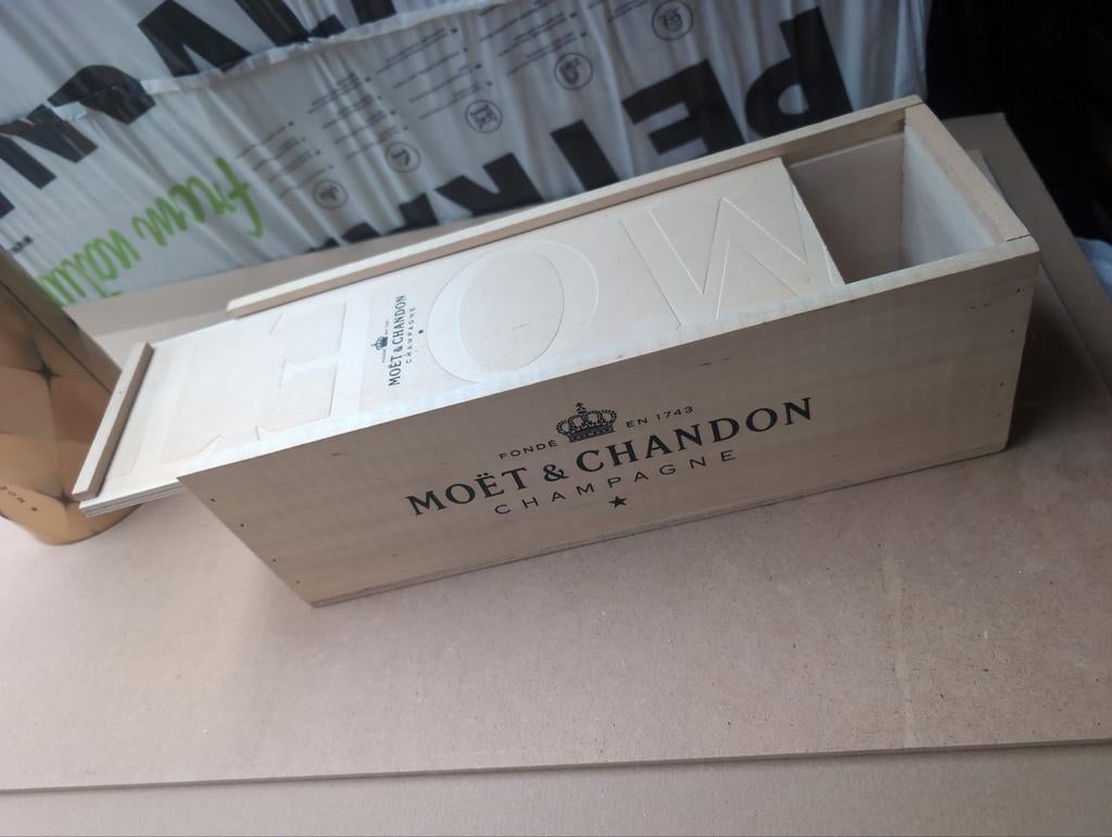 Moët & Chandon champagne kist en koeler voor 1.5l fles, Ophalen of Verzenden