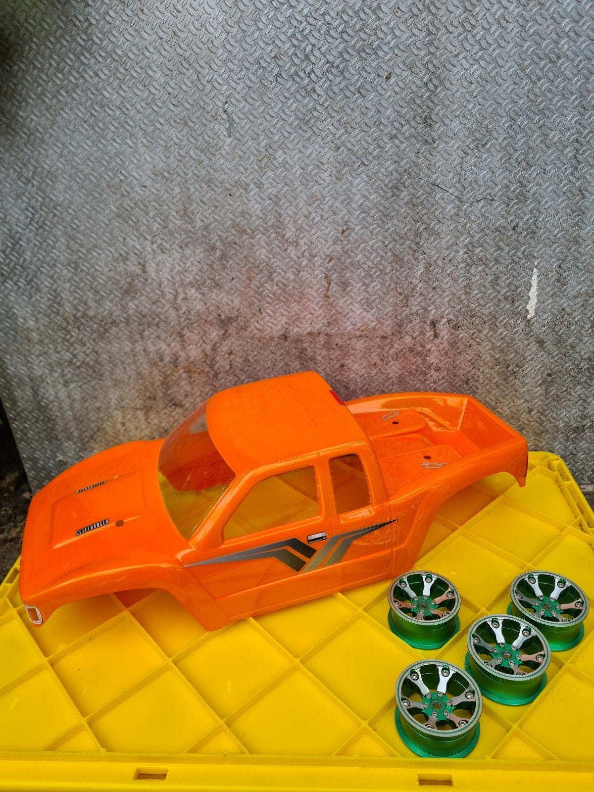 crawler body met alu velgen, Ophalen of Verzenden, Onderdeel