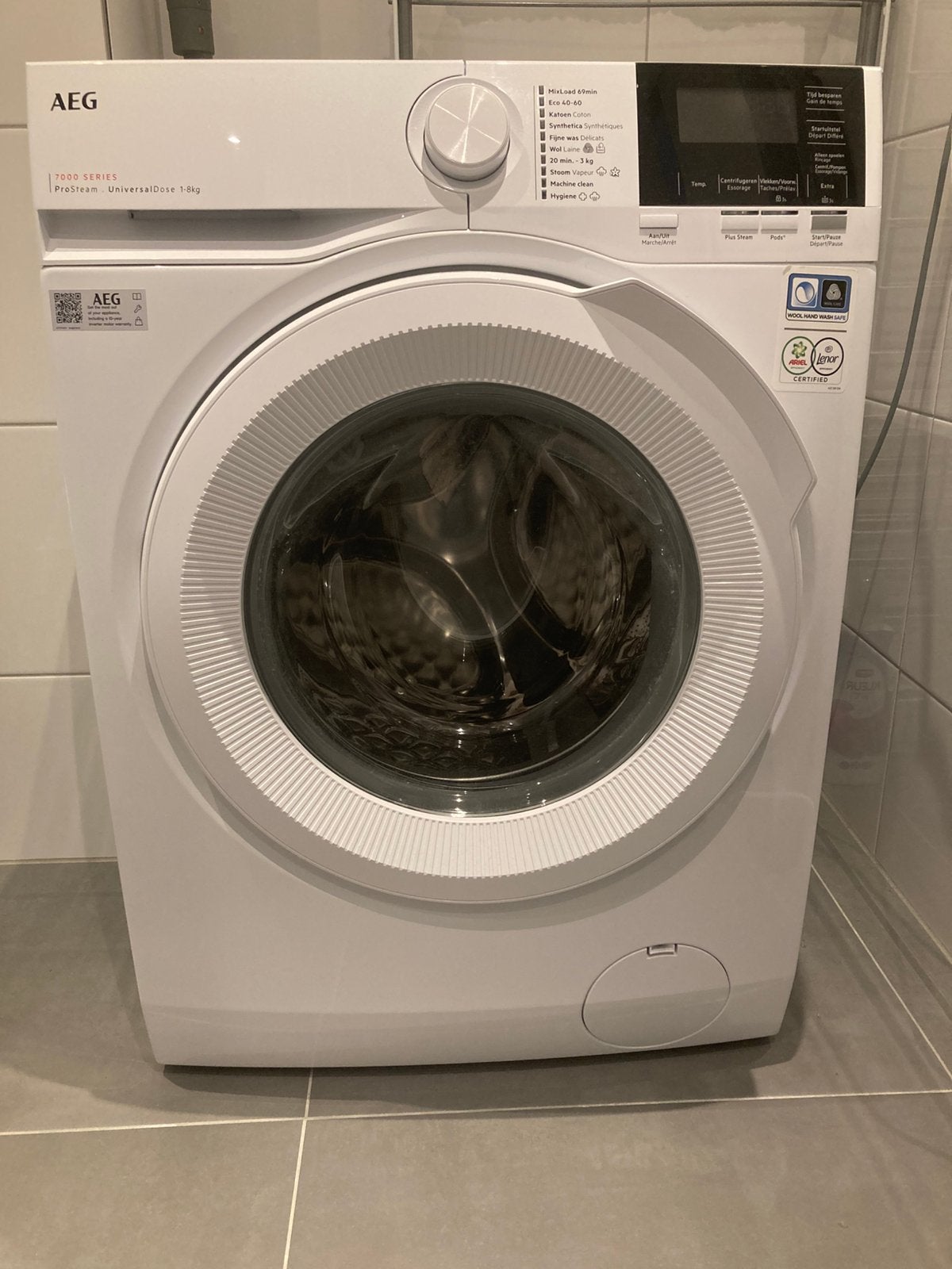 AEG LR73CU86 Pro Steam 8 kg 1600 toeren, Ophalen, 8 tot 10 kg, Voorlader, 85 tot 90 cm