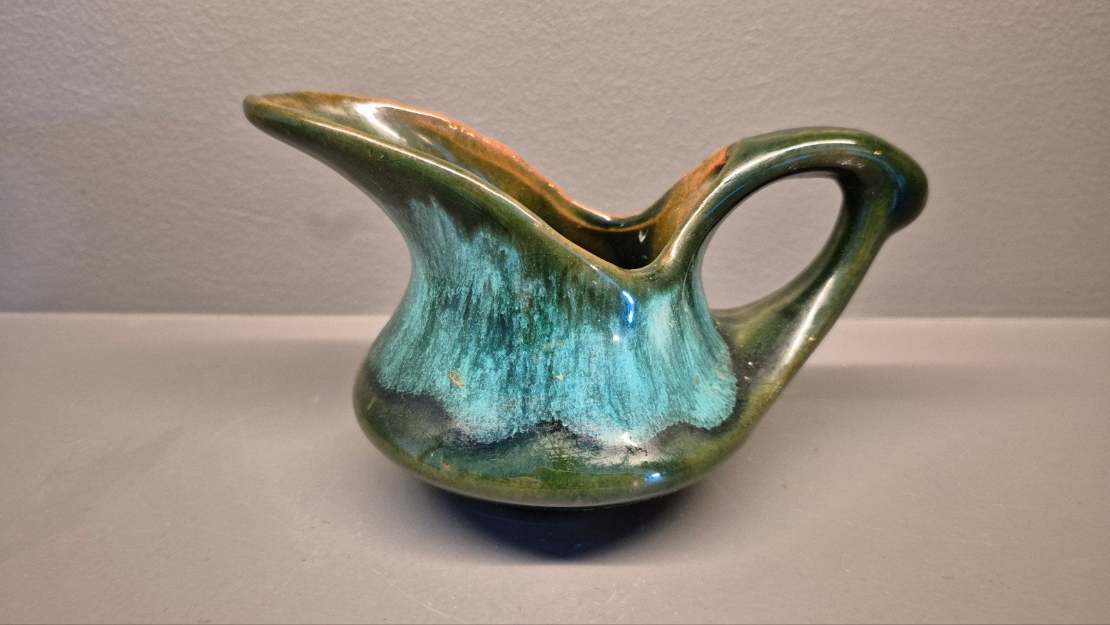 Uniek kannetje met groen-blauwe glazuur - 15 cm, Ophalen of Verzenden