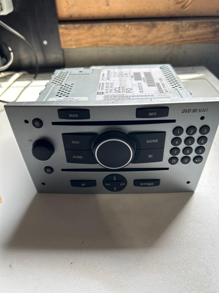 Opel DVD 90 Navi Radio - Origineel en Goed Werkend, Ophalen of Verzenden, Gebruikt