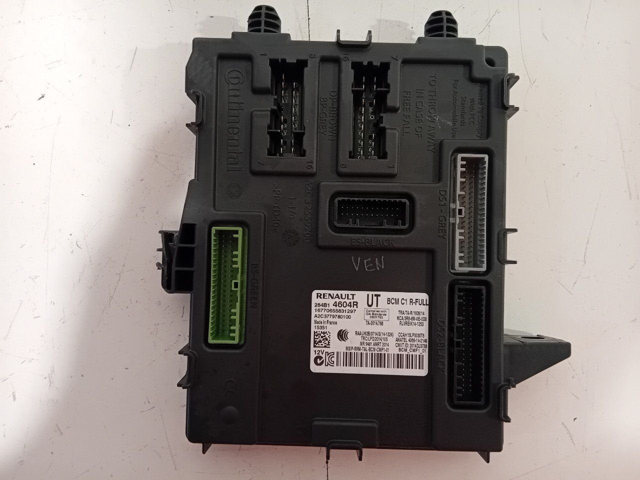 Computer body control Renault Mégane, Onderdelen@venauto.nl, Van der Ven Autorecycling B.V., Gebruikt, Ettenseweg 76, 4706 PB Roosendaal, The Netherlands