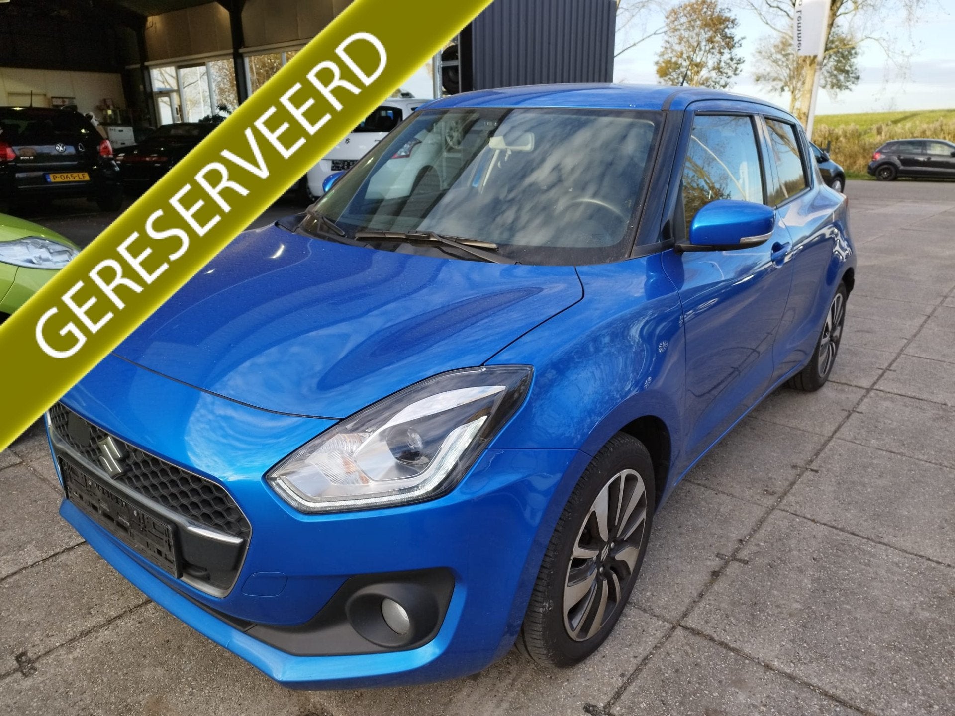 Suzuki Swift 1.0 Boosterjet 110 PK * Smart Hybrid NAVI * Cru, Auto's, Suzuki, Voorwielaandrijving, Stof, Gebruikt, Zwart