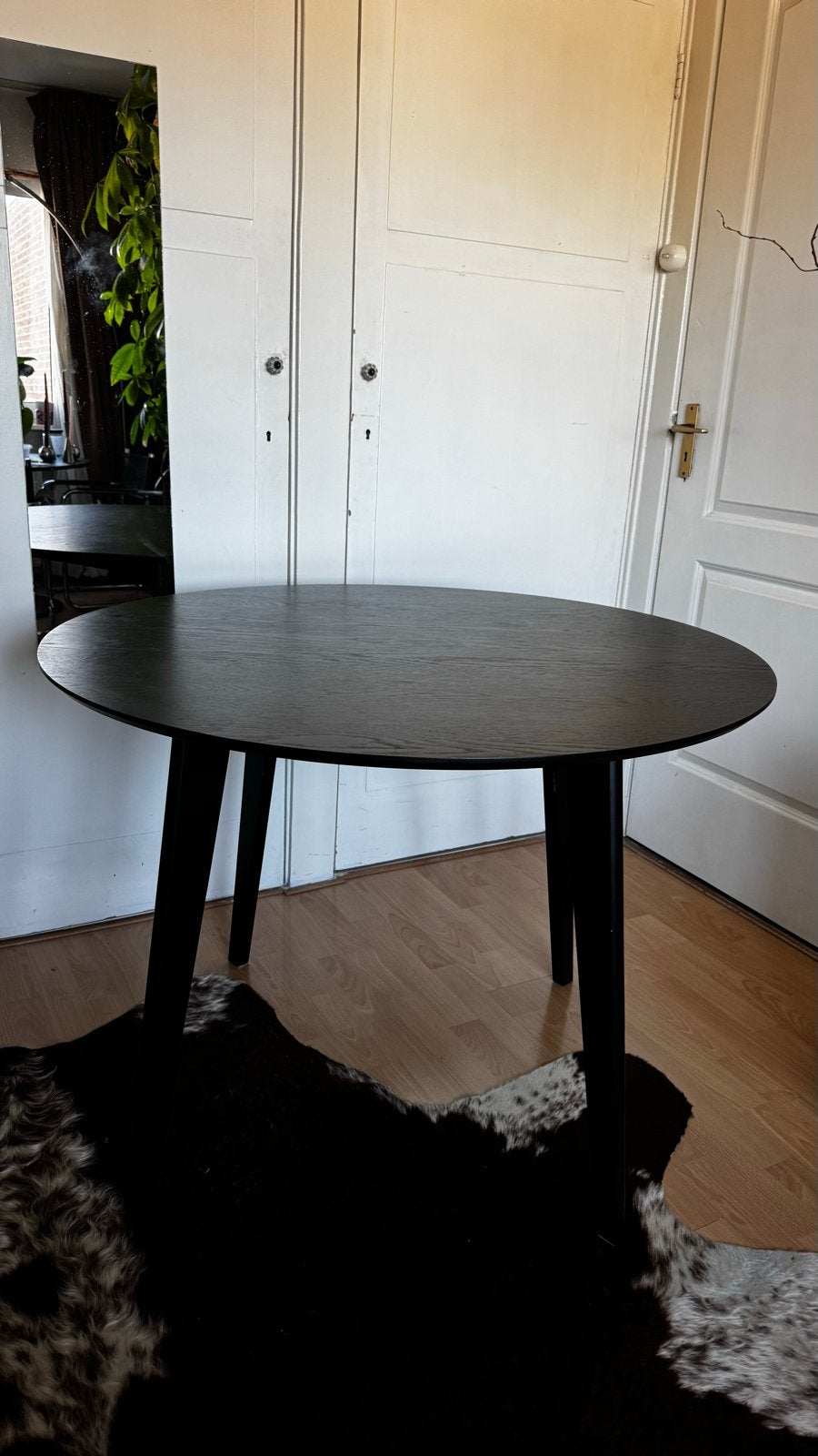 Ronde eettafel - Zwart - Leen bakker, Huis en Inrichting, Ophalen, Gebruikt, 100 tot 150 cm, Rond