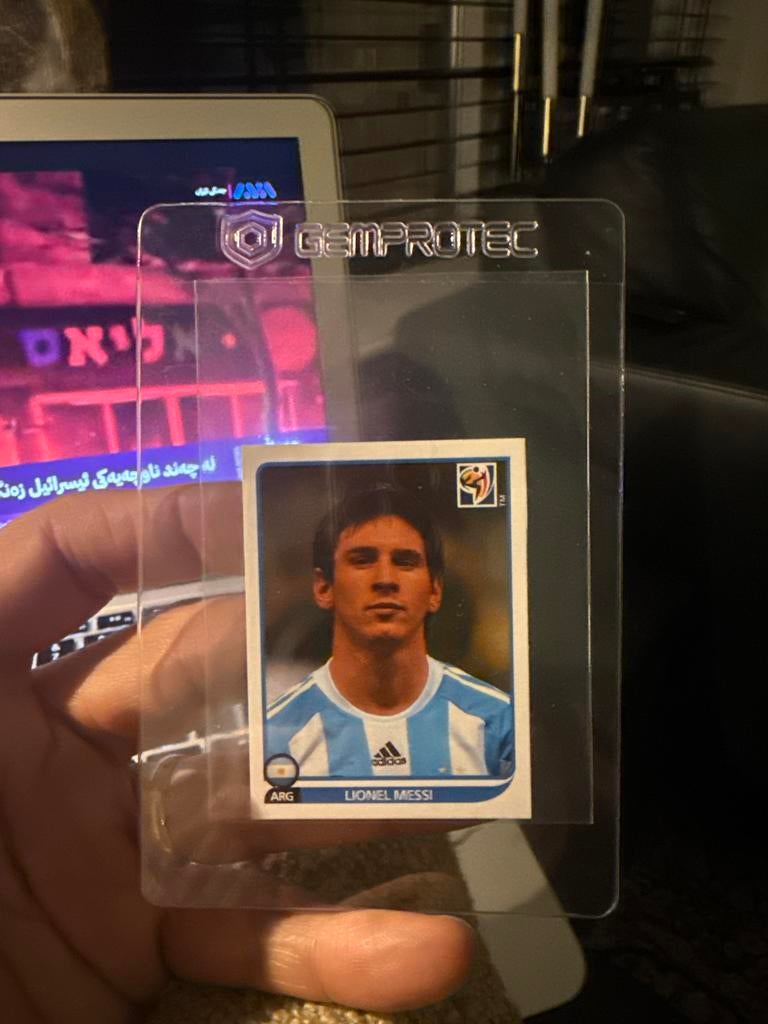 Lionel Messi Panini WK 2010 Sticker - Zeldzaam verzamelobjec, Ophalen of Verzenden, Zo goed als nieuw, Buitenlandse clubs, Poster, Plaatje of Sticker