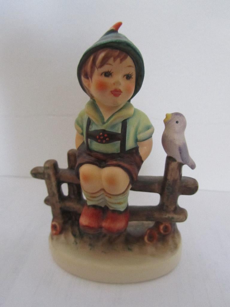 Gobel poppetjes, meisje en jongen, Ophalen