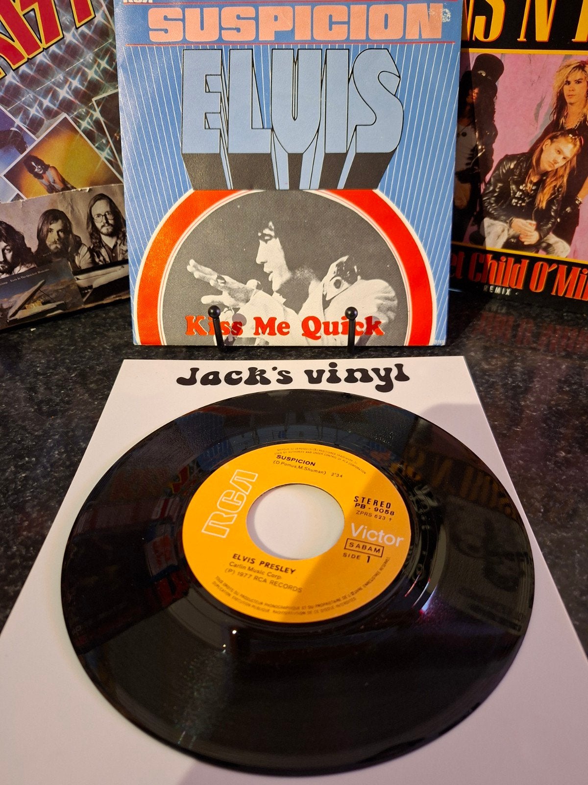 Elvis Presley - Suspicion / Kiss Me Quick (7 inch vinyl)1977, 7 inch, Ophalen of Verzenden, Overige typen, Fotohoes