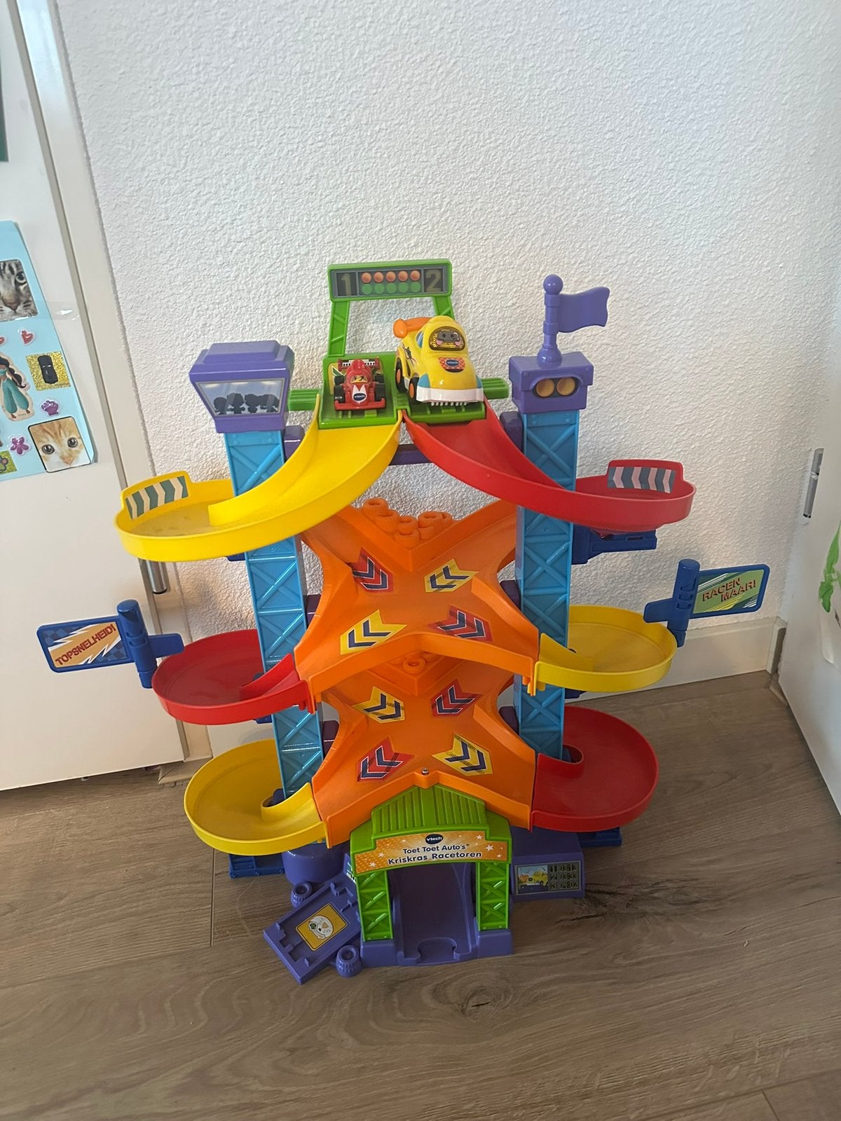 Vtech Toet toet auto’s kriskras racetoren, Ophalen of Verzenden, Zo goed als nieuw, 2 tot 4 jaar