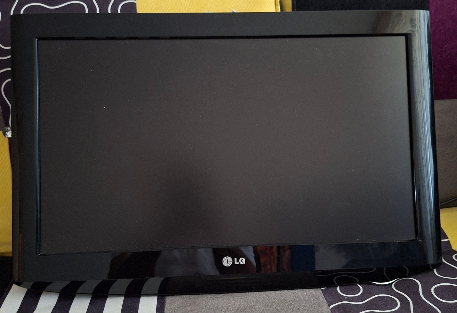 LG 26LH2000 LCD TV - 66 cm (26 inch) HD Ready, Ophalen, Gebruikt, 50 Hz, LG