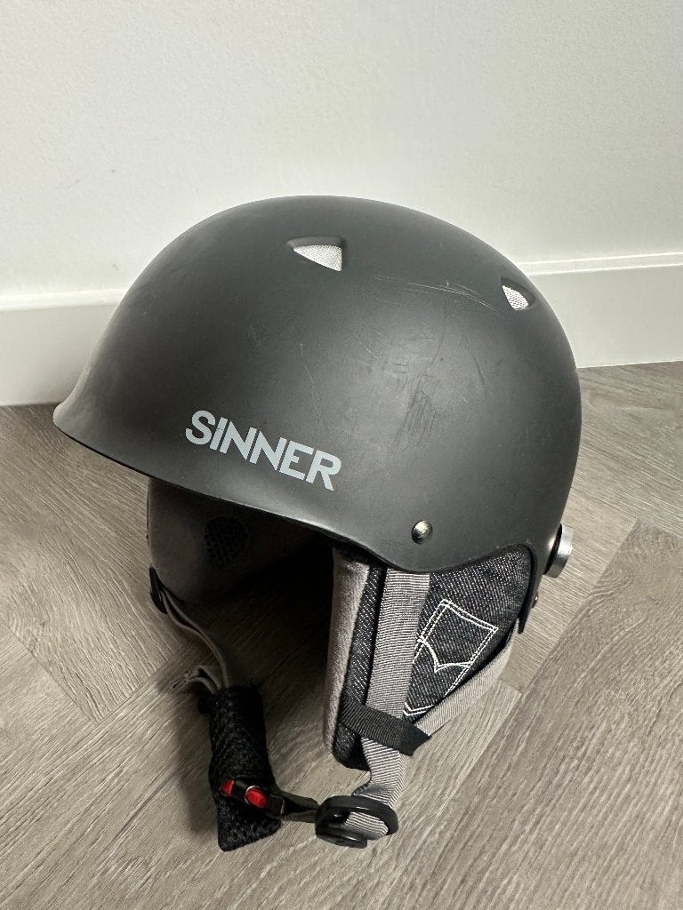Skihelm Sinner maat S in Zwart, Gebruikt, Overige typen, Minder dan 100 cm, Ophalen