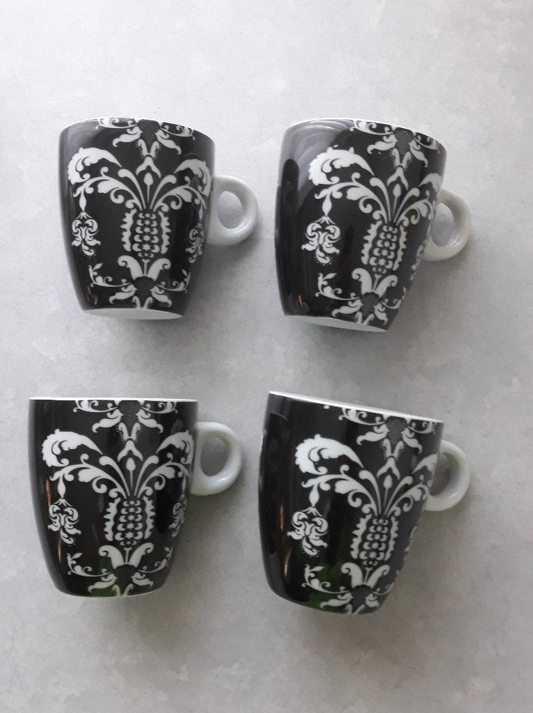 4 Mooie koffiebekers, Overige materialen, Nieuw, Ophalen of Verzenden, Overige stijlen
