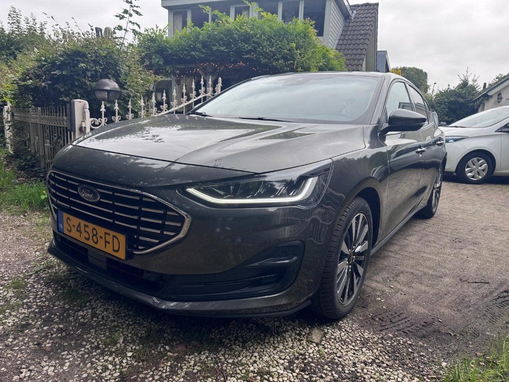 Ford Focus 1.0 EcoBoost Hybrid TitaniumX Automaat 1e Eig BTW, Auto's, Elektronische parkeerrem, Origineel Nederlands, 19 km/l