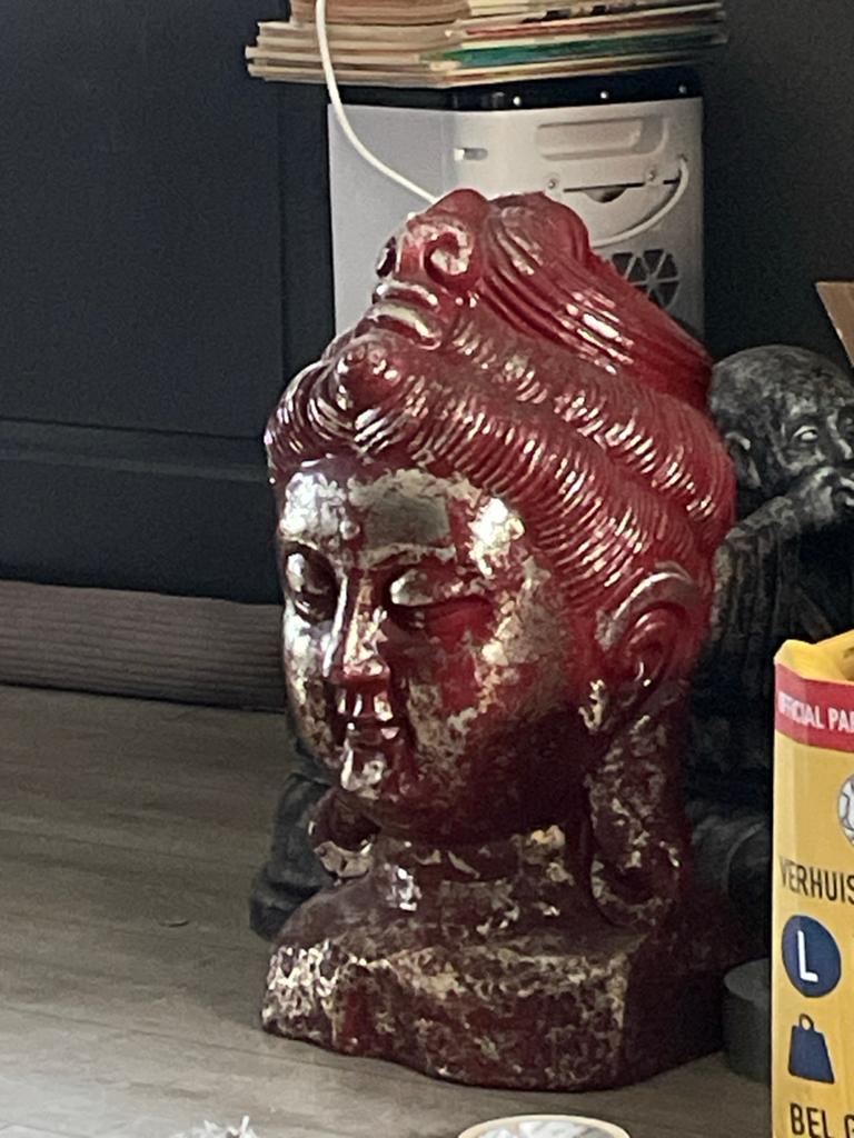Boeddha Buste Rood met Goudkleurige Accent, Ophalen of Verzenden, Zo goed als nieuw