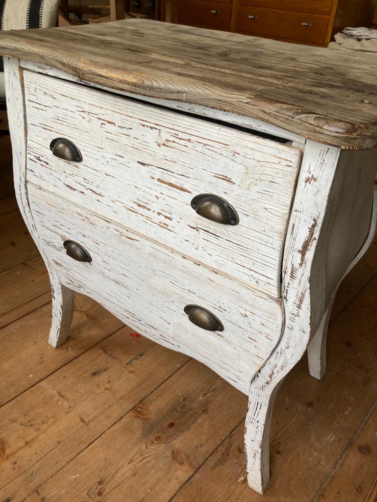 Landelijk brocante ladekastje of buikkastje, Ophalen, Gebruikt, 1 of 2 laden, 50 tot 100 cm