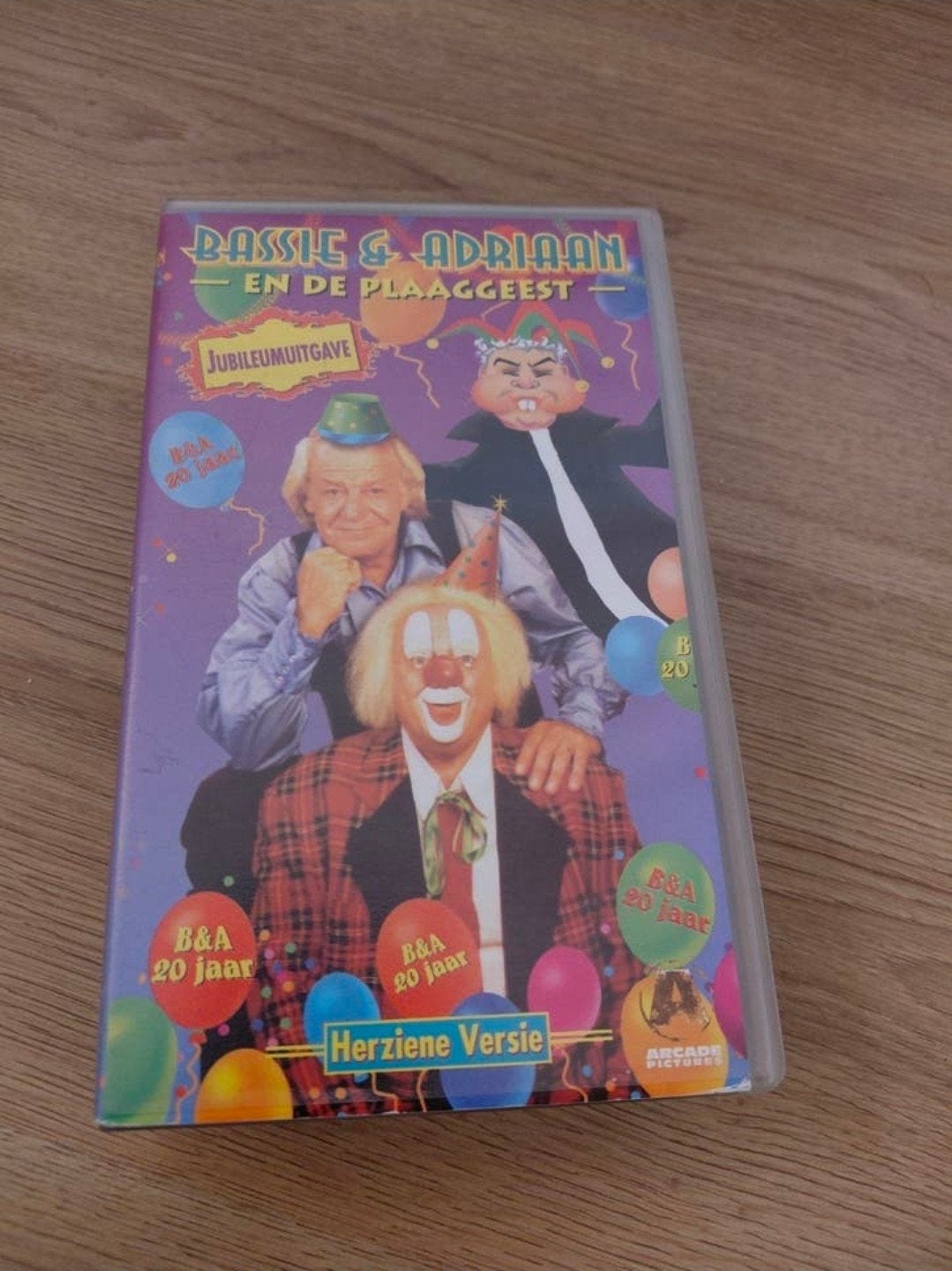 Bassie en Adriaan en de Plaaggeest dubbel video box., Boxset, Gebruikt, Serie, Ophalen of Verzenden