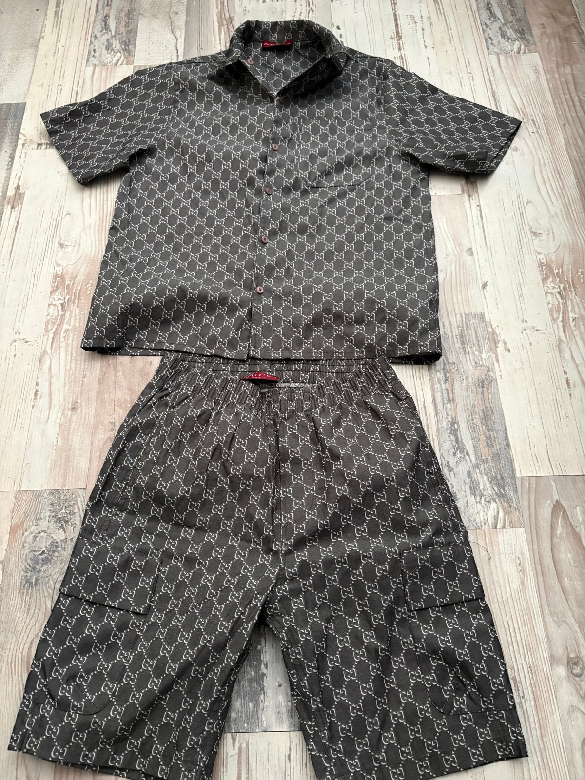 Gucci Heren Tweedelig Set - blouse  en Korte Broek, Verzenden, Zo goed als nieuw