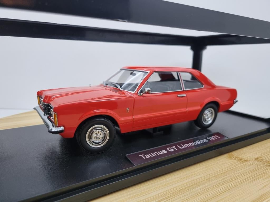 KK-Scale Ford Taunus GT 1971 Rood 1:18 nieuw in doos!, Hobby en Vrije tijd, Modelauto's | 1:18, Overige merken, Auto, Nieuw, Ophalen of Verzenden