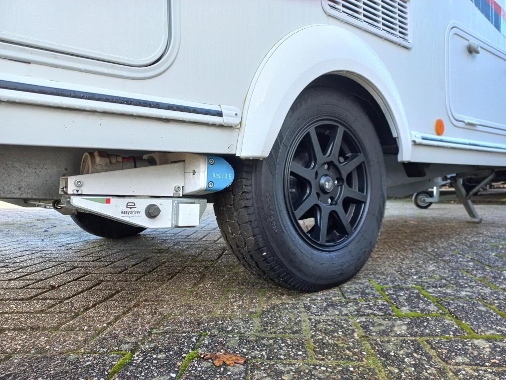 Sterckeman Easy Comfort 390 CP mover en cassetteluifel, Caravans en Kamperen, Caravans, Sterckeman, Schokbreker, Bedrijf, Treinzit