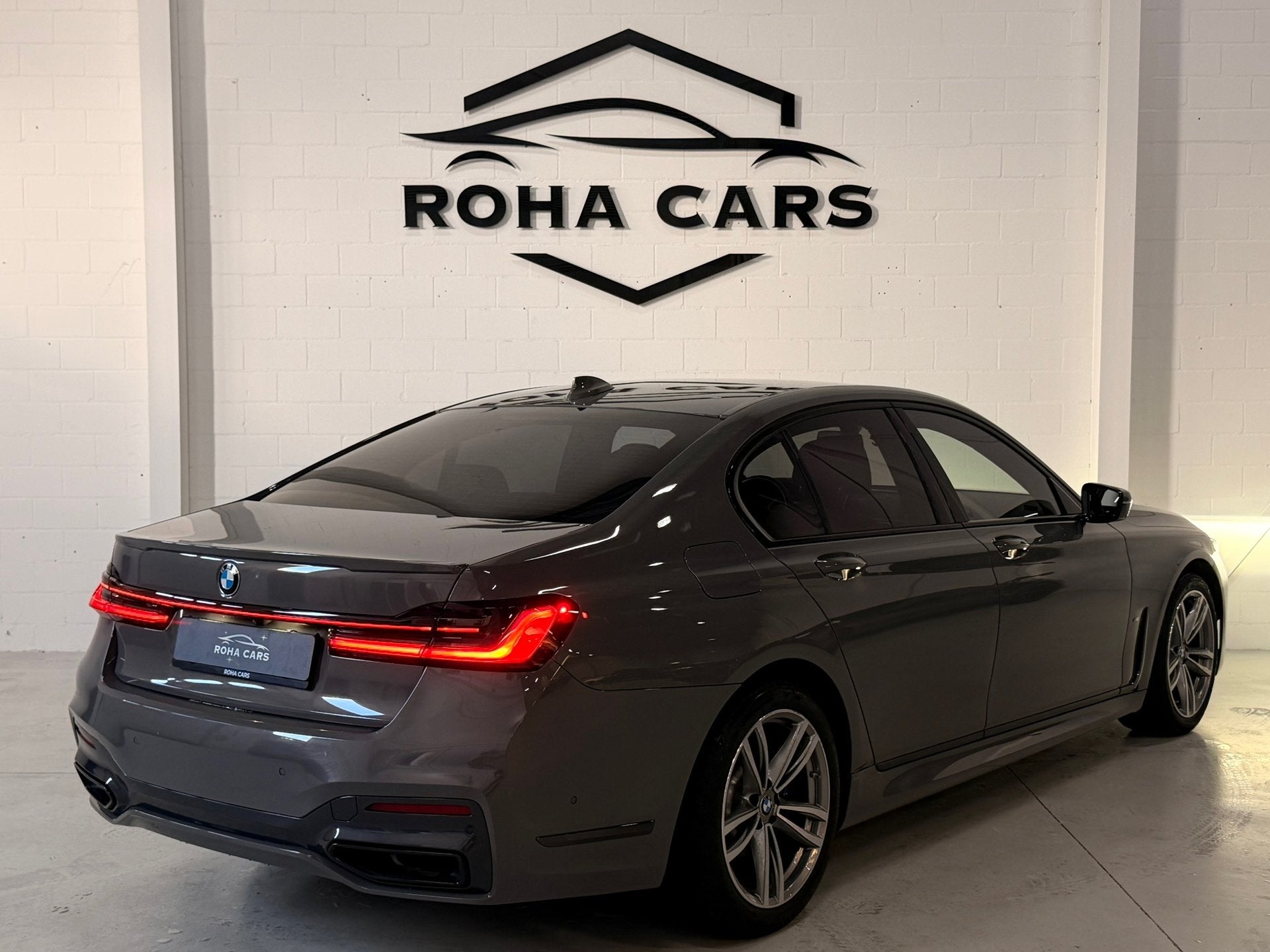 BMW 7-serie 745e High Executive, M-Pakket, CarbonCore, Lucht, Automaat, Achterwielaandrijving, Gebruikt, Euro 6