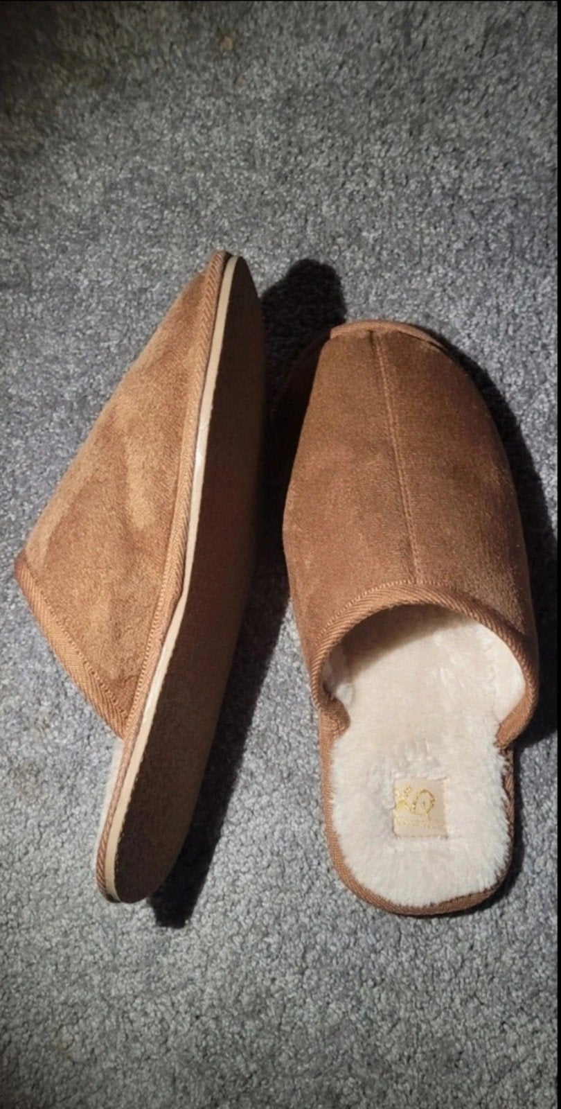 Comfortabele bruine pantoffels, Bruin, Ophalen of Verzenden, Zo goed als nieuw, Pantoffels of Sloffen