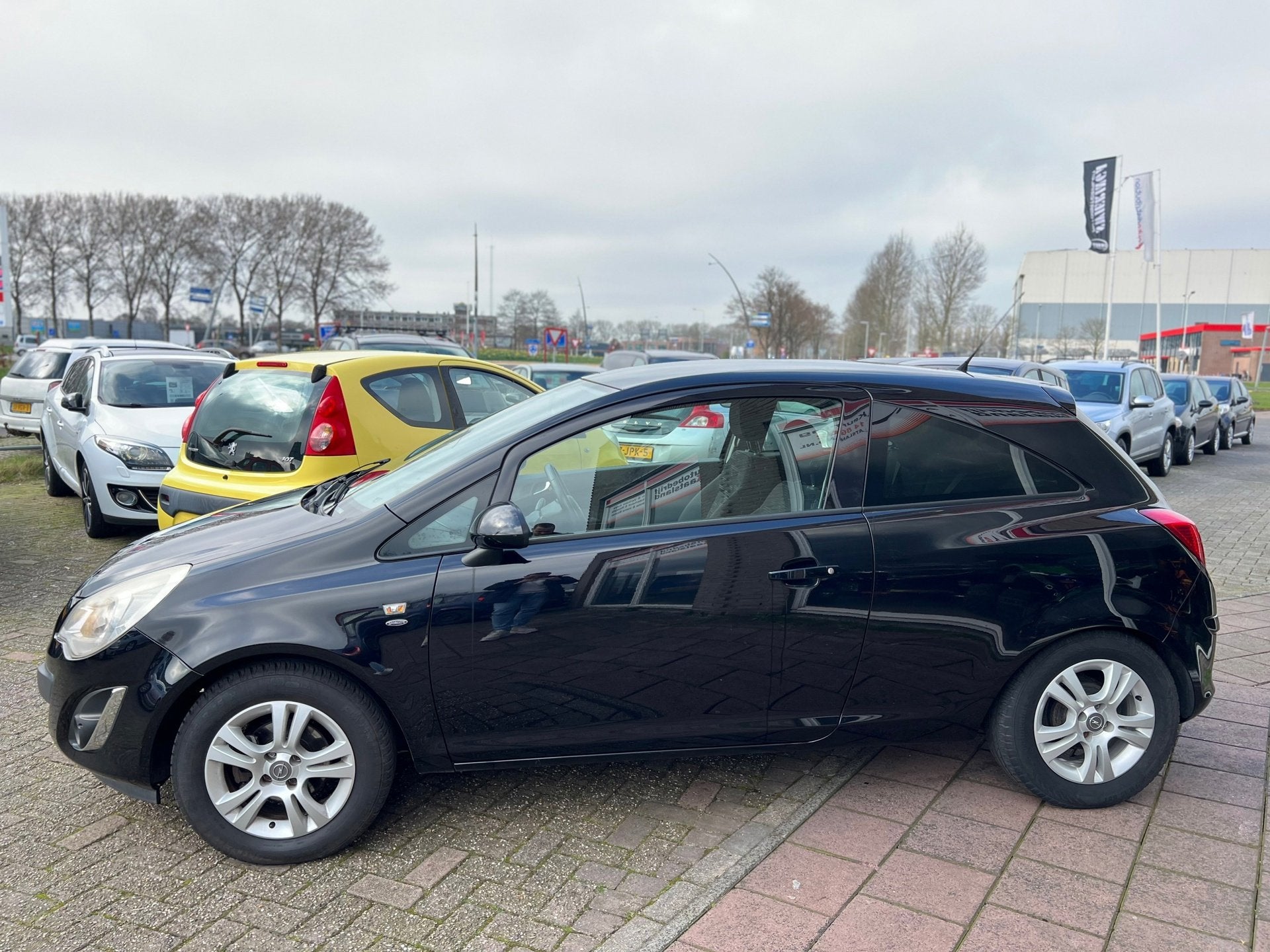 Opel CORSA 1.2-16V Selection -, Auto's, Voorwielaandrijving, Euro 5, 1229 cc, Zwart