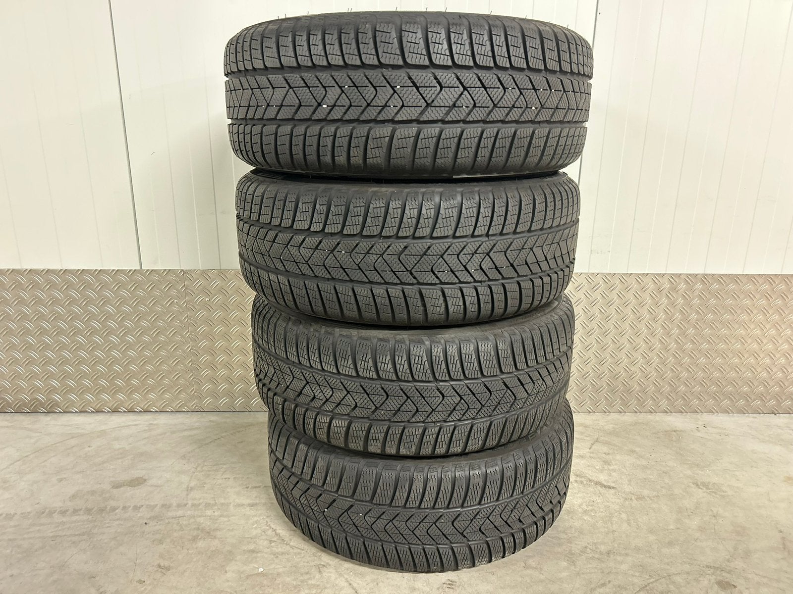 Originele BMW G30 G31 5 serie 19 inch 664M Pirelli winter, Banden en Velgen, Winterbanden, Personenwagen, **