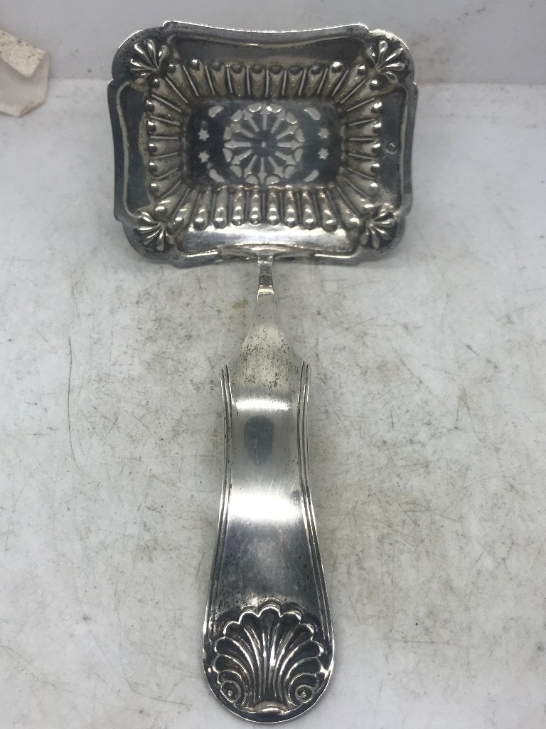 antiek zilver strooilepel, Ophalen of Verzenden, Zilver