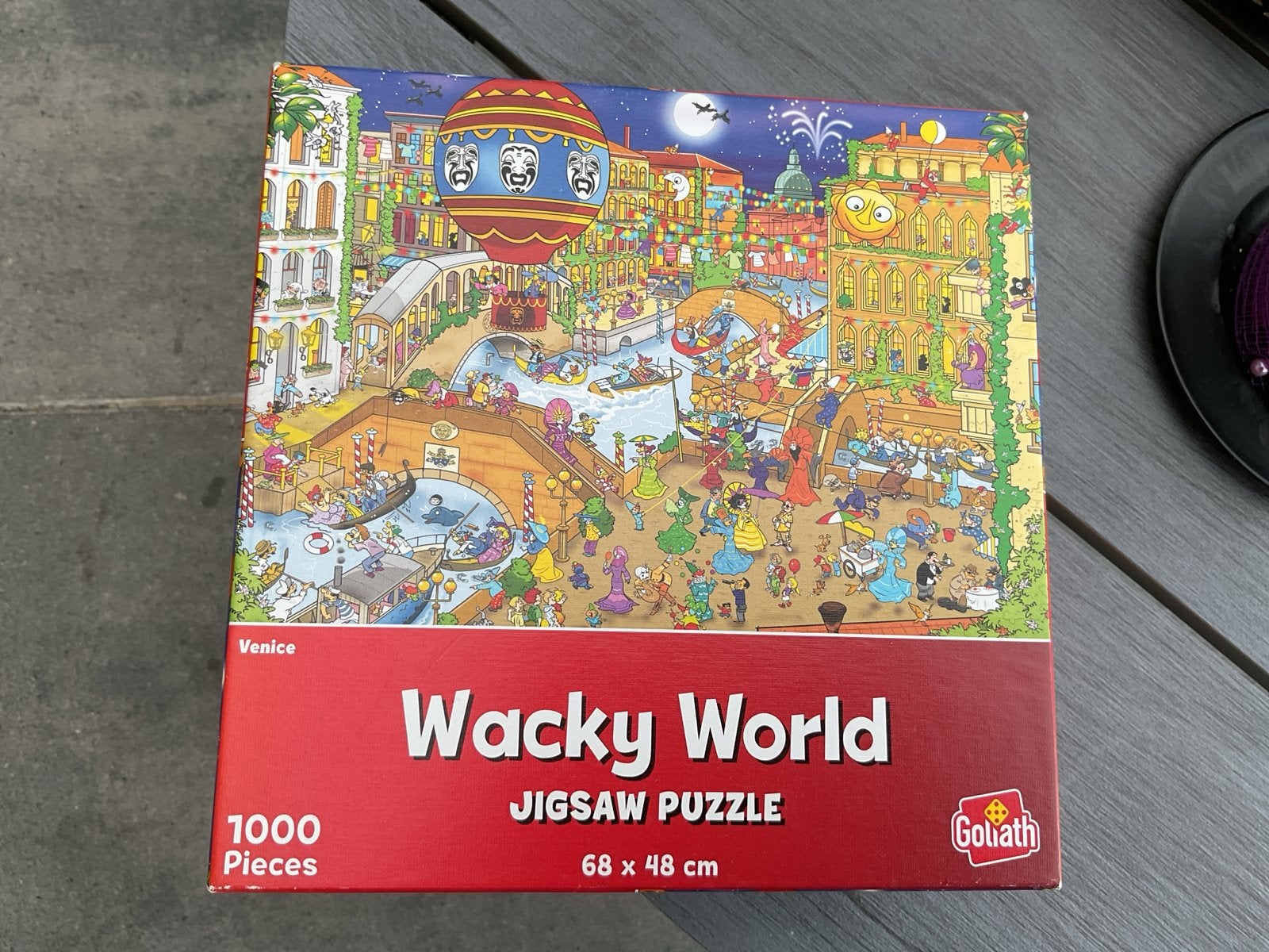 Foto 2 van Jan van Haasteren Legpuzzel - Het Carnaval van Venetië