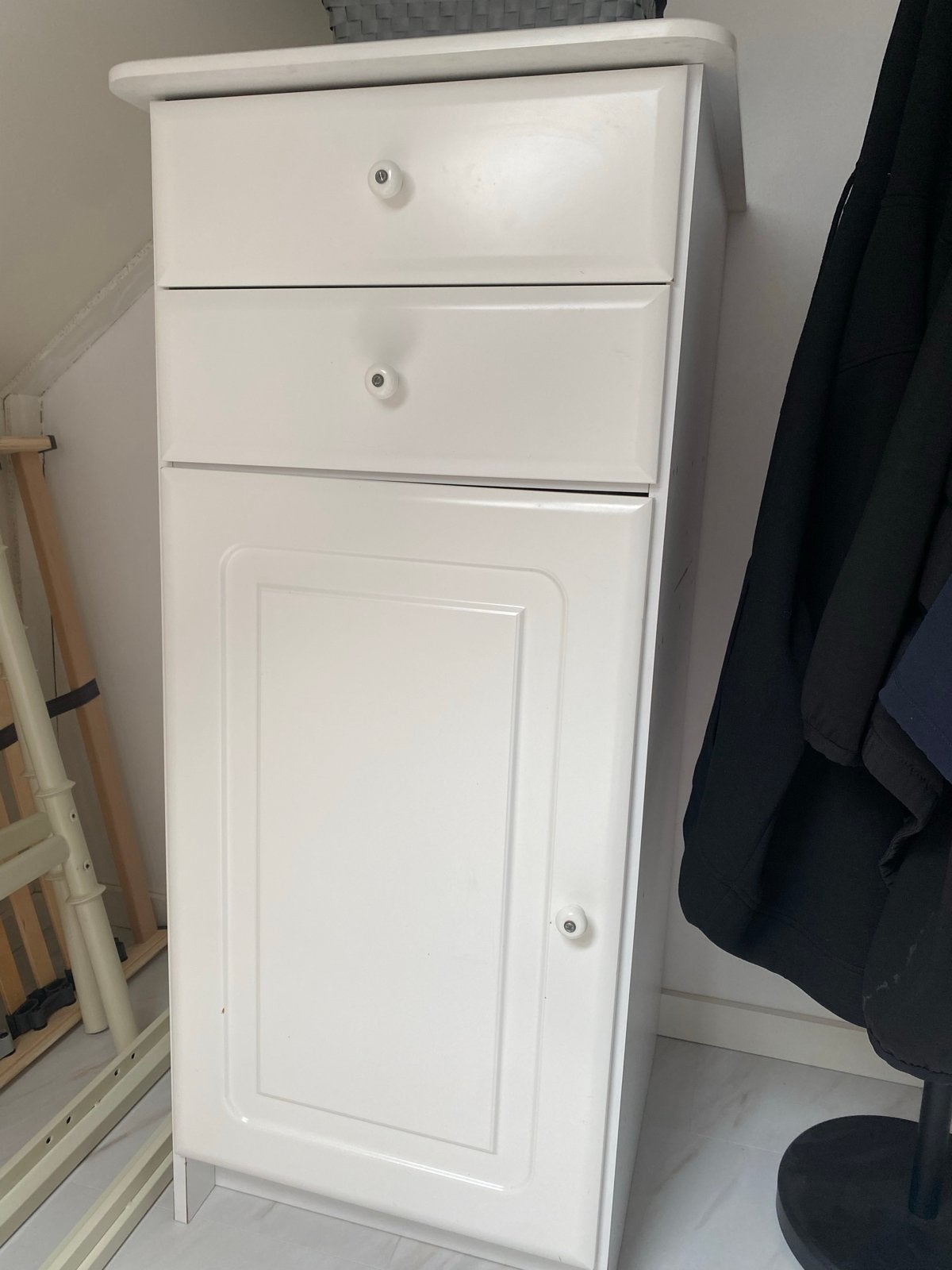 Witte kast met lades en deur, Minder dan 50 cm, Gebruikt, 100 tot 150 cm, Ophalen of Verzenden