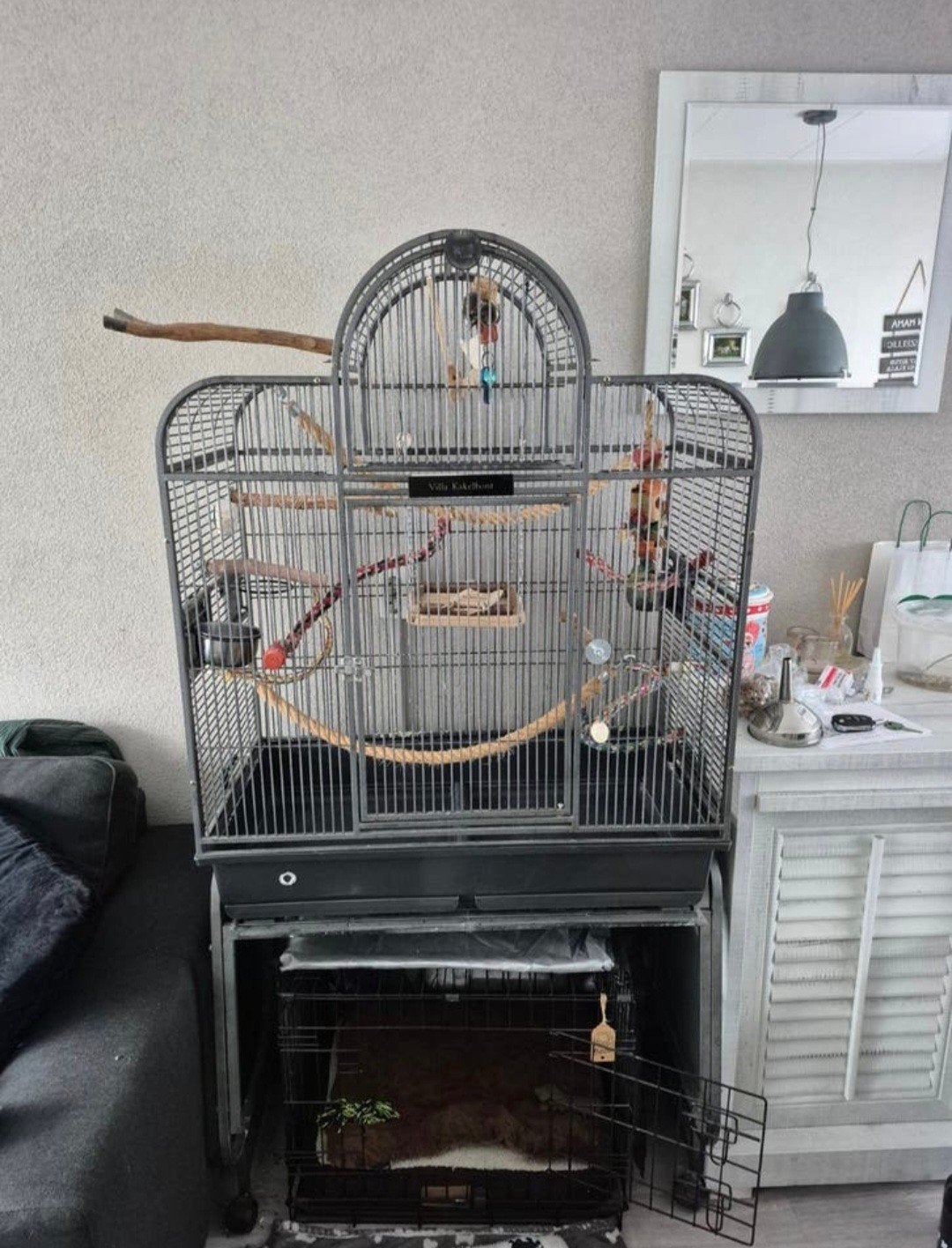 Grote metalen vogel kooi met standaard, Dieren en Toebehoren, Vogels | Hokken en Kooien, Ophalen, Zo goed als nieuw, Metaal, Vogelkooi
