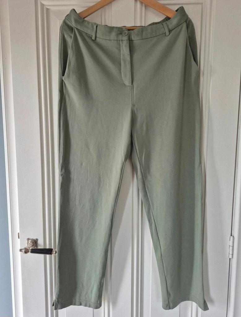 Heerlijke broek maat 42, Ophalen of Verzenden, Zo goed als nieuw, Maat 42/44 (L), Lang