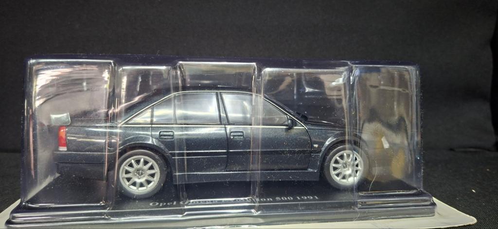 Opel Omega Evolution 500 Modelauto 1991, Hobby en Vrije tijd, Modelauto's | 1:24, Ophalen of Verzenden, Zo goed als nieuw, Auto