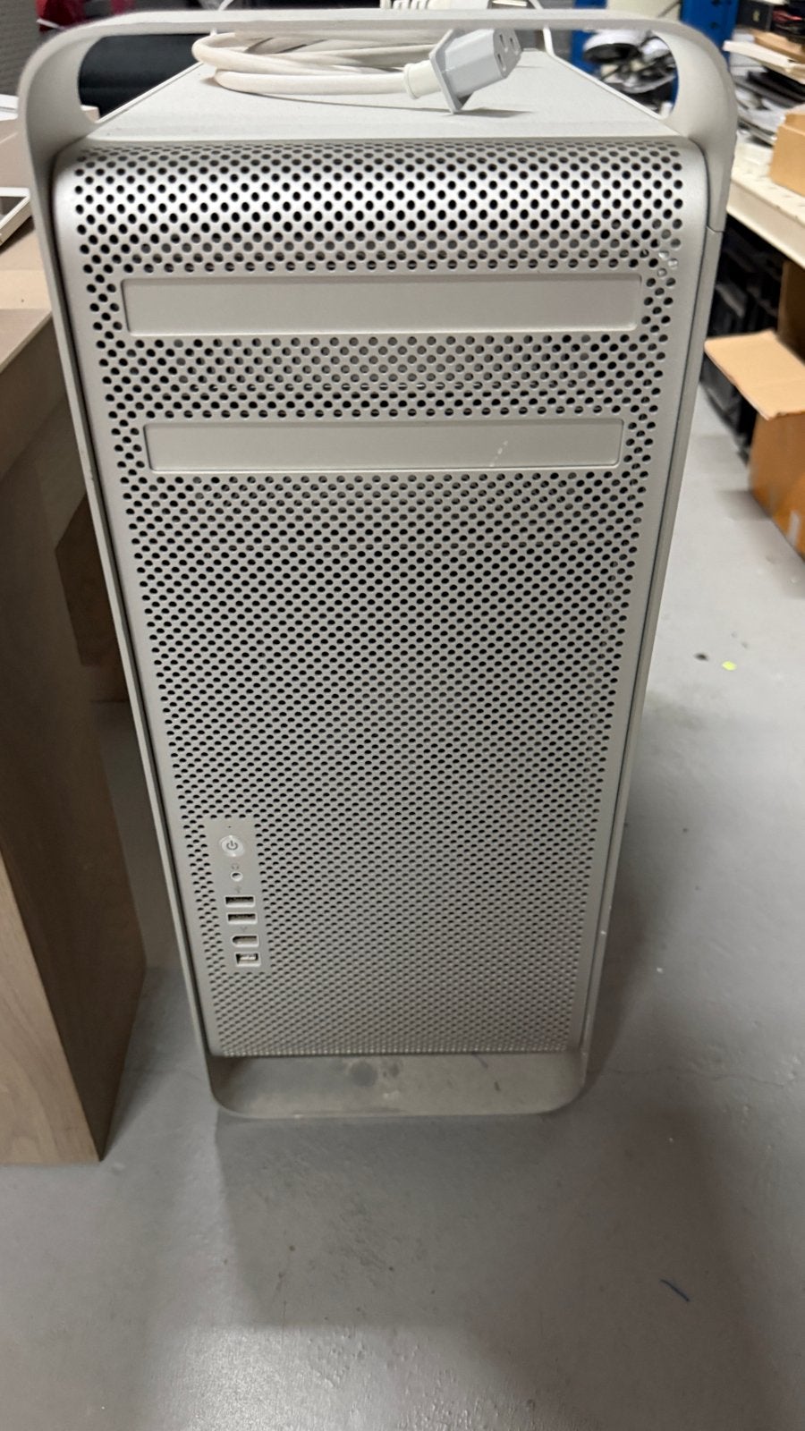 Apple Mac Pro (2006-2008) met Cinema HD Display, Computers en Software, Apple Desktops, Ophalen, Gebruikt, Minder dan 4 GB, Mac Pro