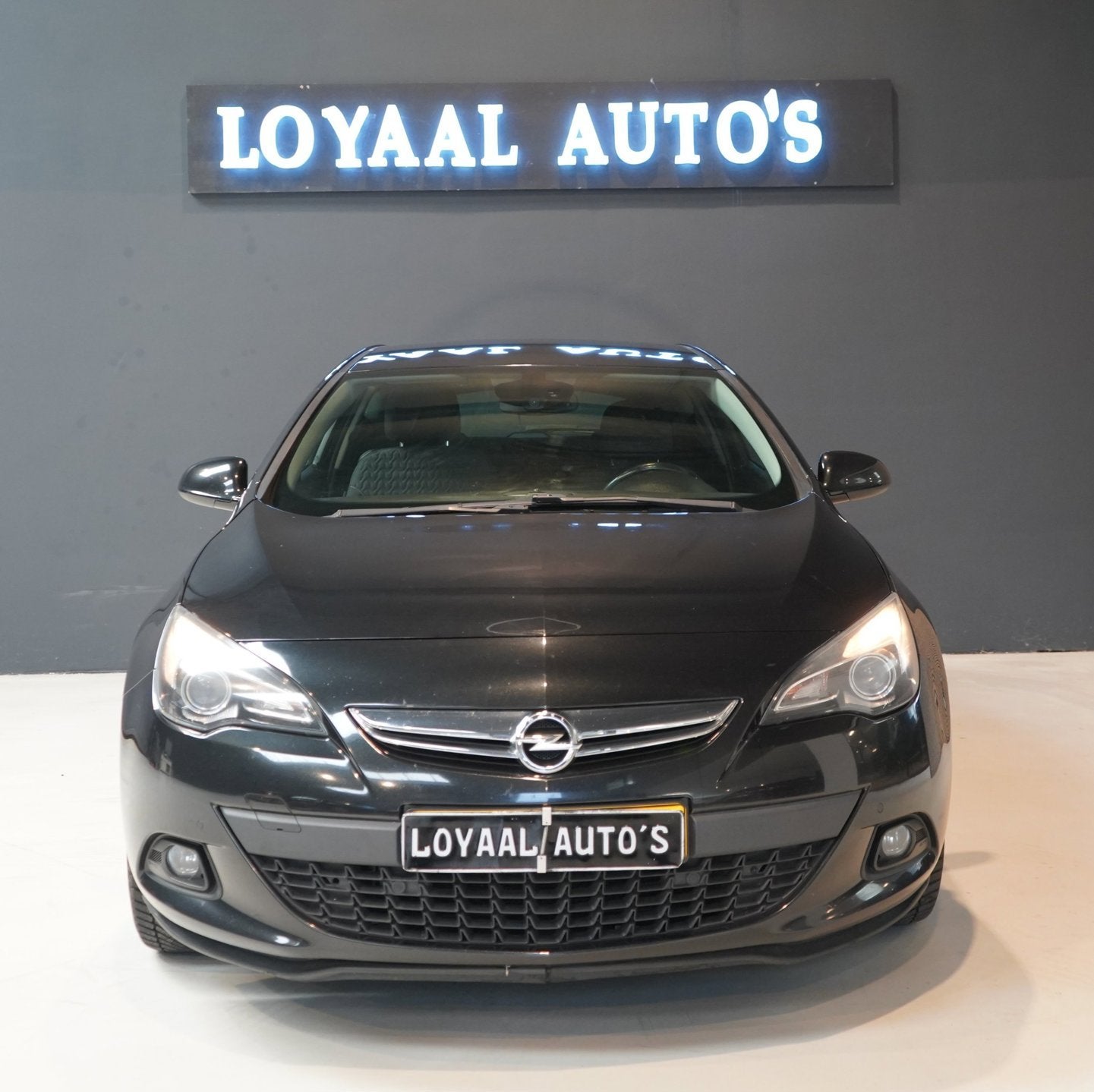 Opel ASTRA GTC 1.4 Turbo Sport | AUT | STOELVER. | STUURVER., Stof, Gebruikt, 4 cilinders, 700 kg