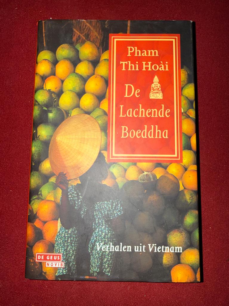 De Lachende Boeddha - Pham Thi Hoài - Verhalen uit Vietnam, Ophalen of Verzenden, Gelezen, Wereld overig