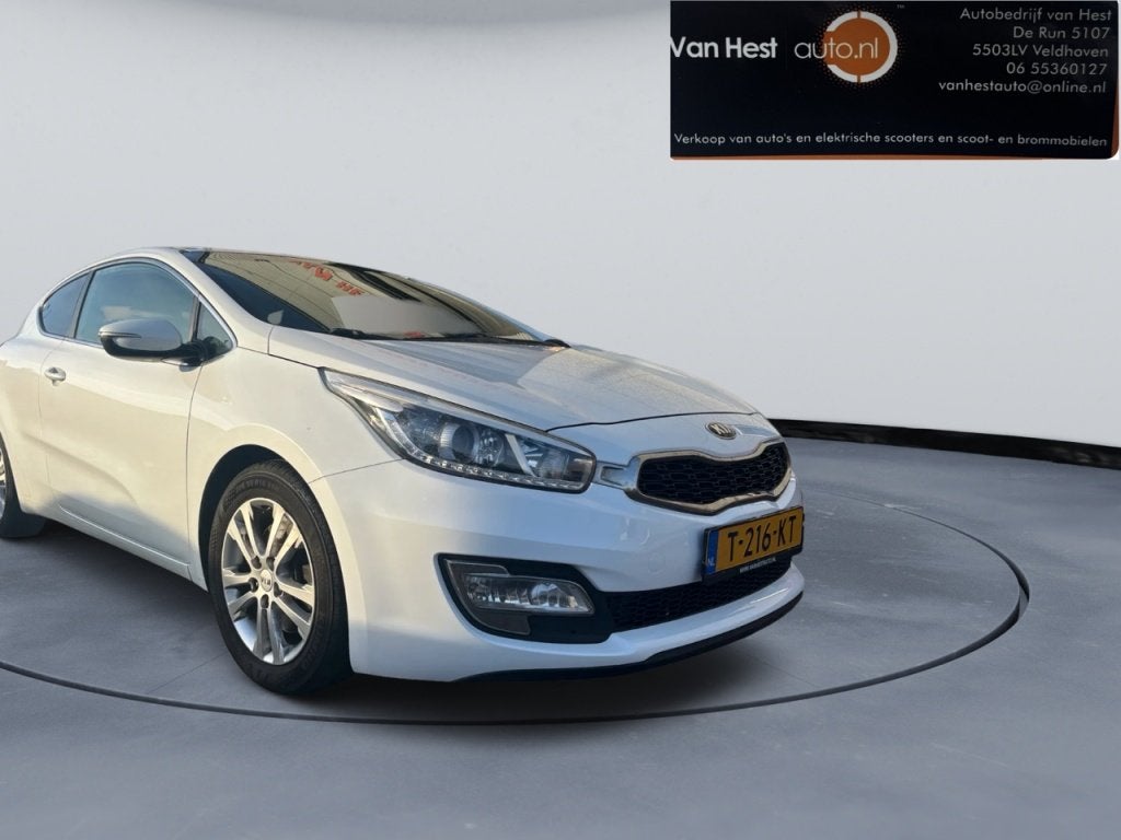 Kia cee'd 1.4 i INCL NWE KOPPELING | CLIMA | NAVI | CRUISE C, Auto's, Voorwielaandrijving, Euro 5, Gebruikt, 4 cilinders