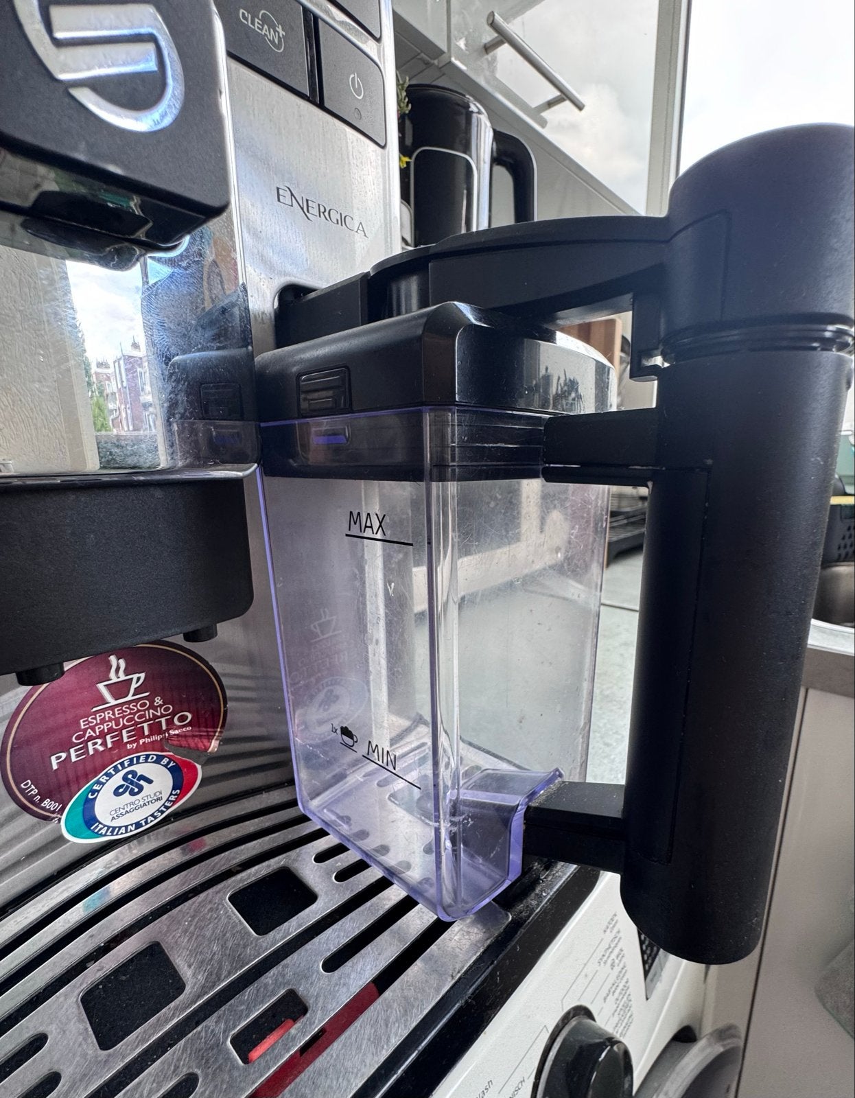Foto 3 van Saeco Koffiemachine - Zeer goede staat, incl. koffie & r