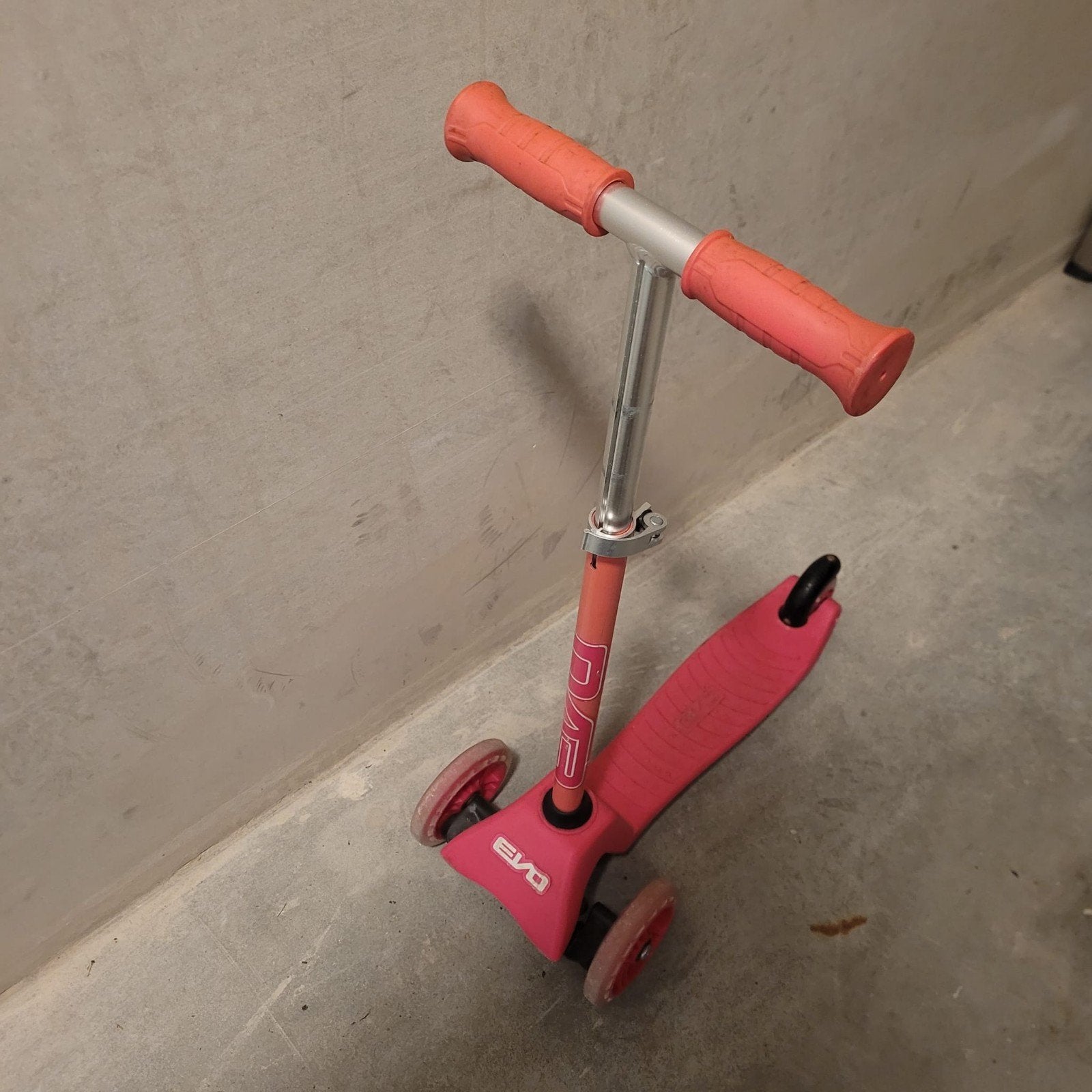 Evo Step met 3 wielen voor jonge kinderen, Ophalen, Gebruikt, Gewone step, Evo