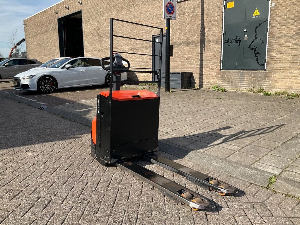 Toyota LWE160 1600KG LITHIUM PALLETWAGEN / HEFTRUCK, Toyota, 1000 tot 2000 kg, Marconistraat 2
3133KL  Vlaardingen, NL, Yilmaz Heftrucks