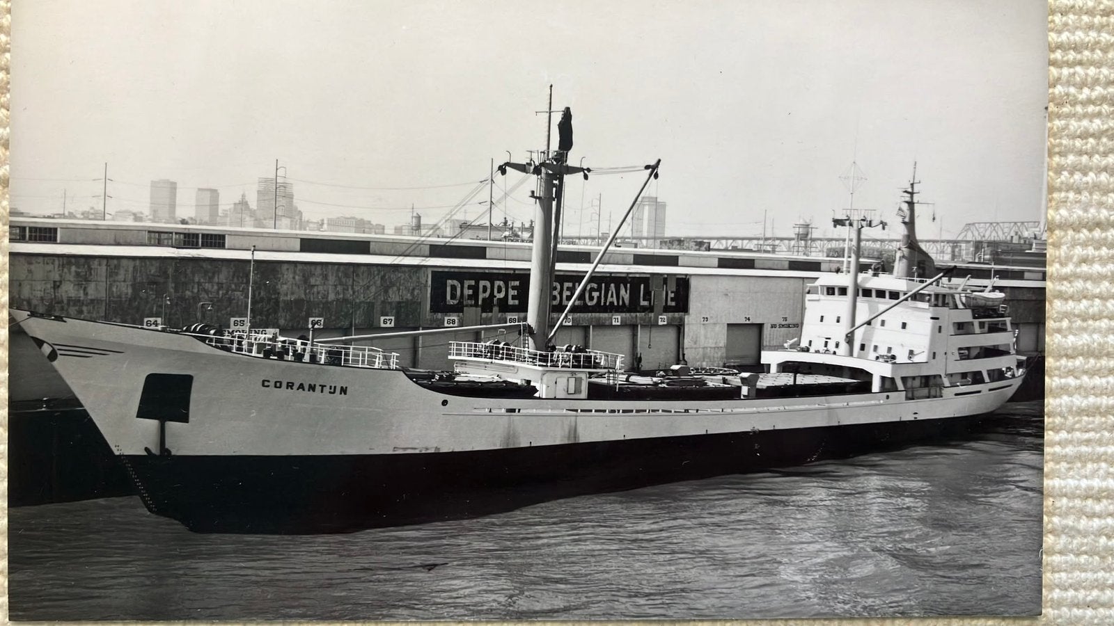 Werf Amels Makkum  CORANTIJN  1968  Suriname, Verzamelen, Ophalen of Verzenden, Zo goed als nieuw, Kaart, Foto of Prent