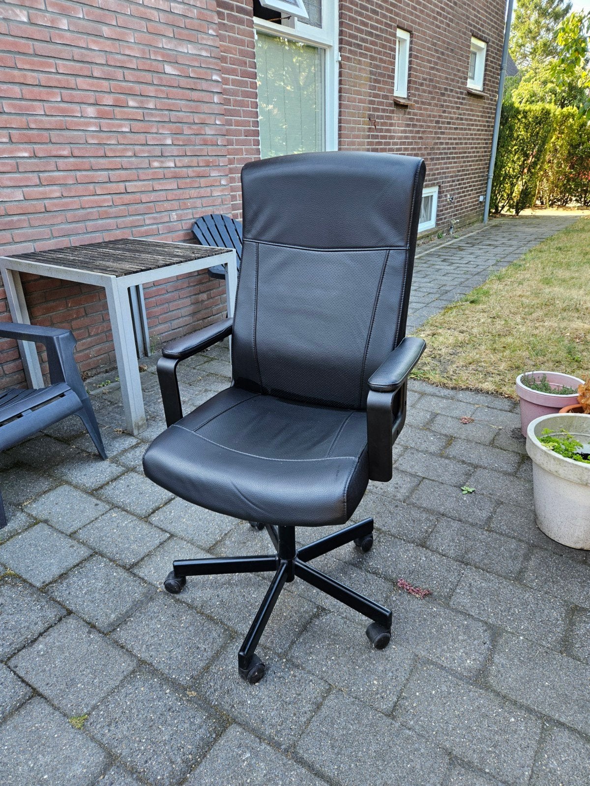 IKEA MILLBERGET bureaustoel - Zo goed als nieuw, Huis en Inrichting, Bureaustoelen, Ophalen, Zo goed als nieuw, Zwart, Bureaustoel