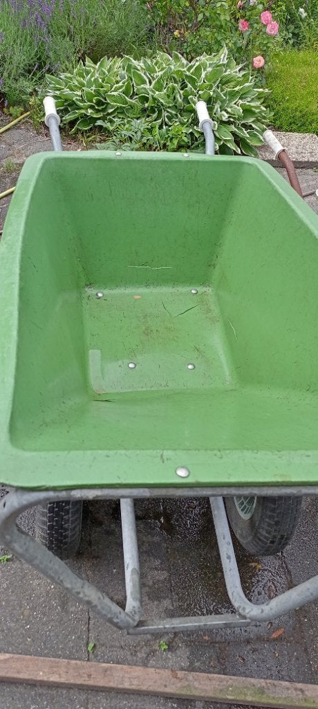 kruiwagen met 2 voorwielen 160 liter, Ophalen, Gebruikt, Handmatig, Tweewielig