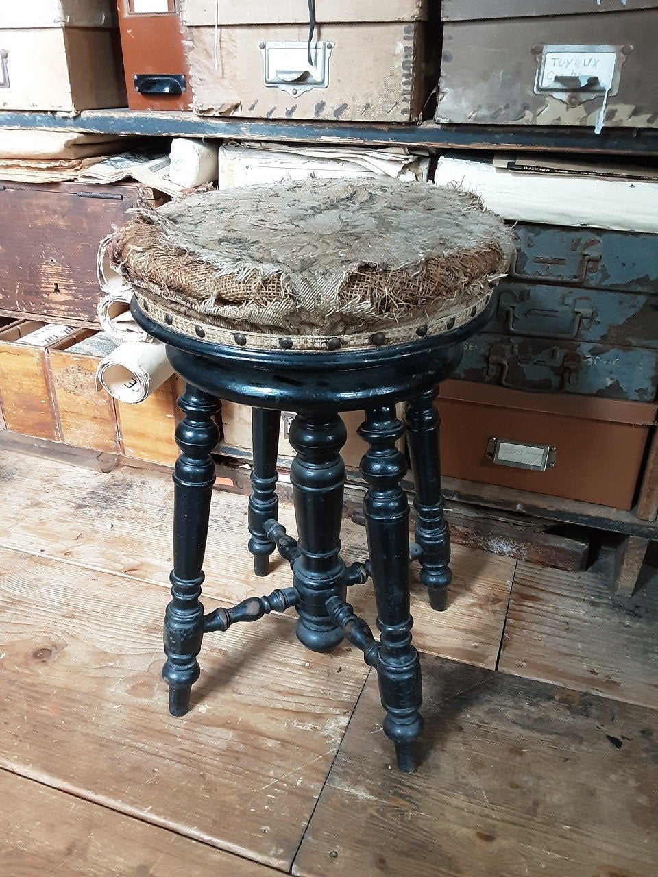 Houten kruk pianokruk krukje bijzettafeltje brocante, Ophalen of Verzenden