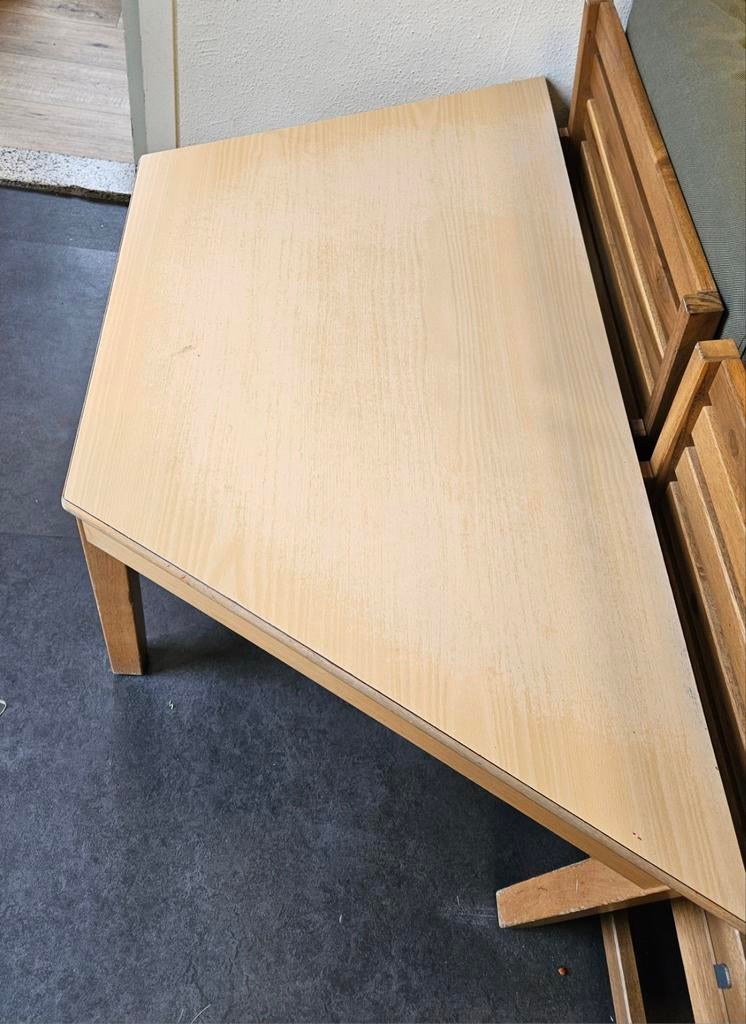 Houten kinderopvang tafel, Kinderen en Baby's, Kinderkamer | Tafels en Stoelen, Ophalen, Gebruikt, Tafel(s)