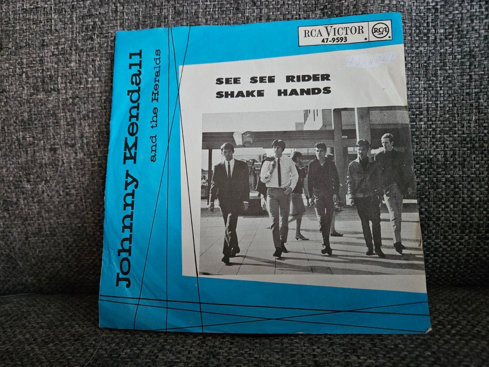 Nederbeat ~ Johnny Kendall & The Heralds - See See Rider, Verzenden, Originele persing, 7 inch, Zo goed als nieuw